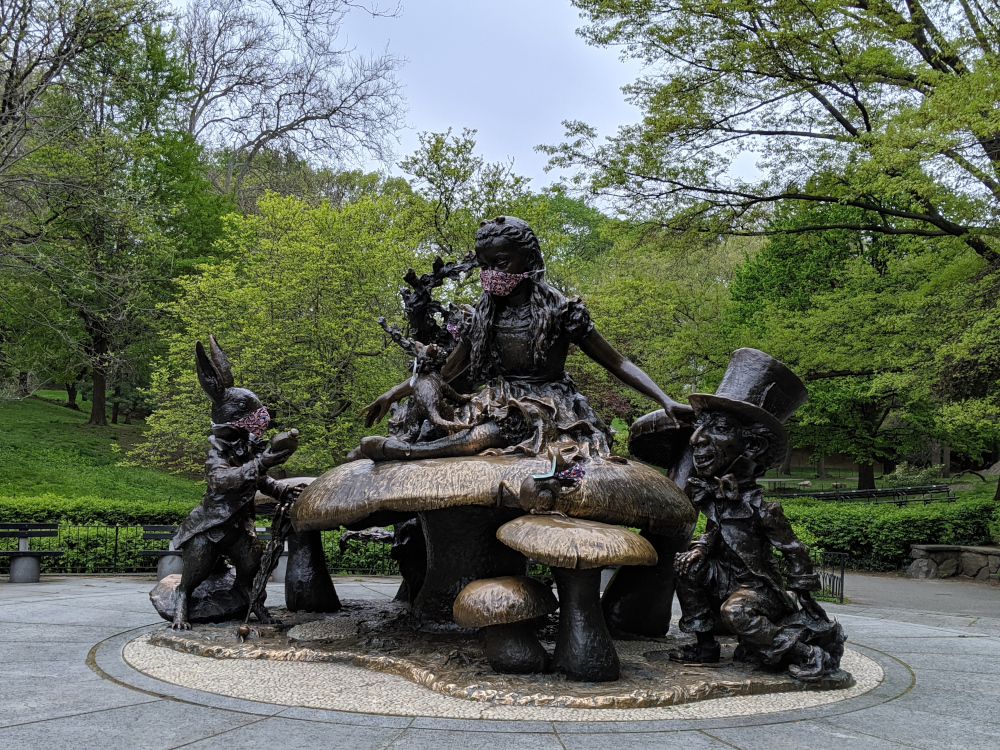 A statue of Alice in Wonderland